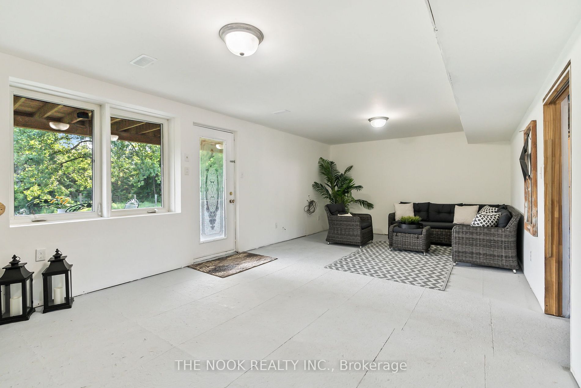 4331 Malcolm Rd