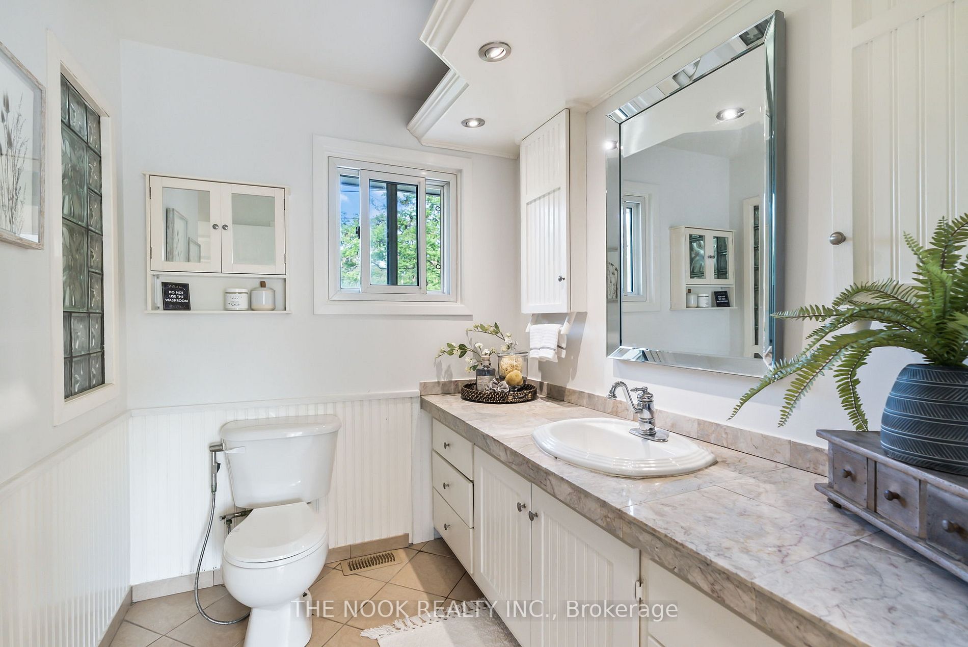4331 Malcolm Rd