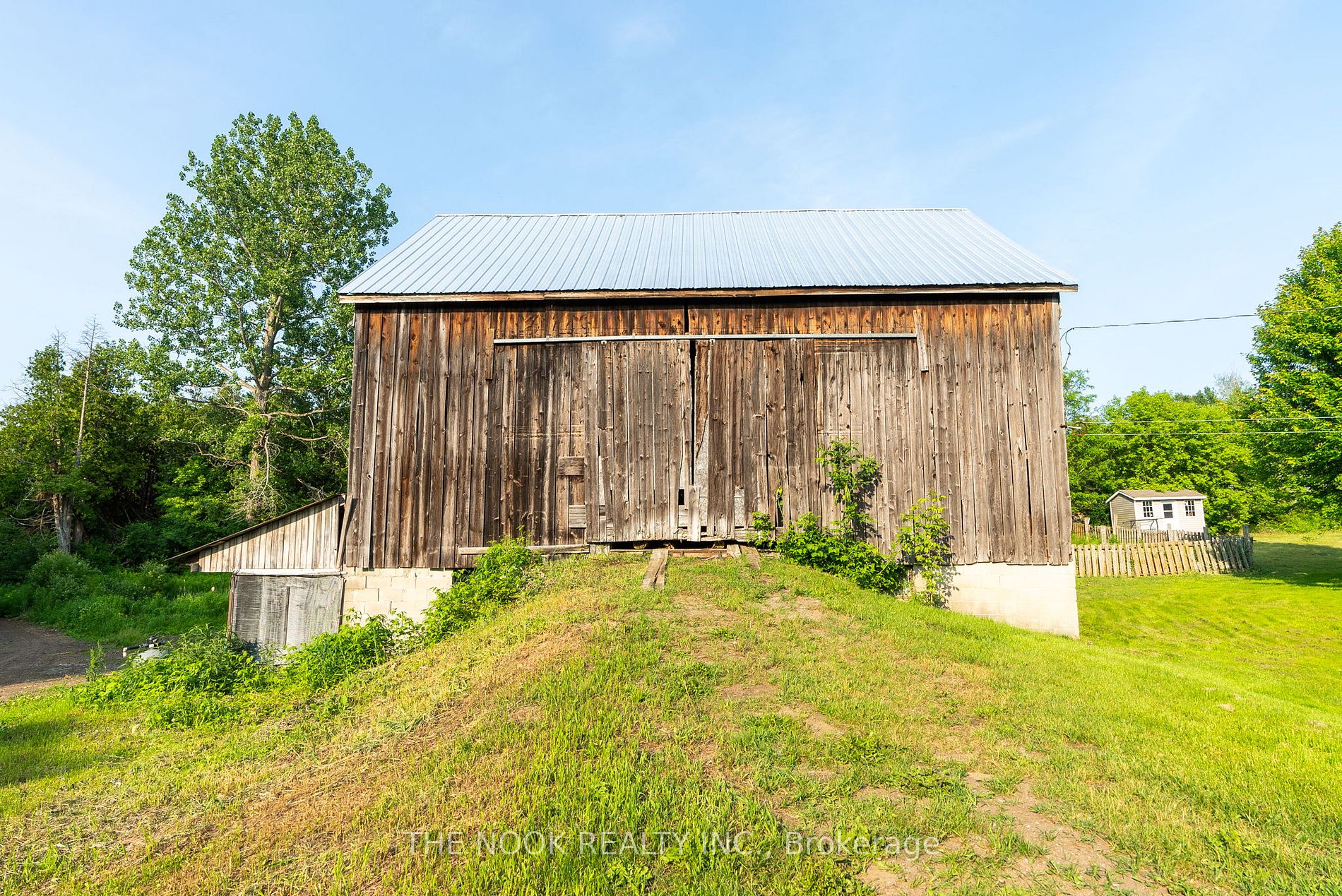 4331 Malcolm Rd