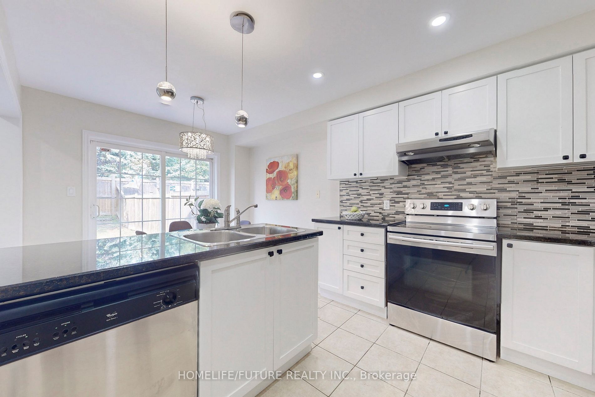 60 Boyd Cres