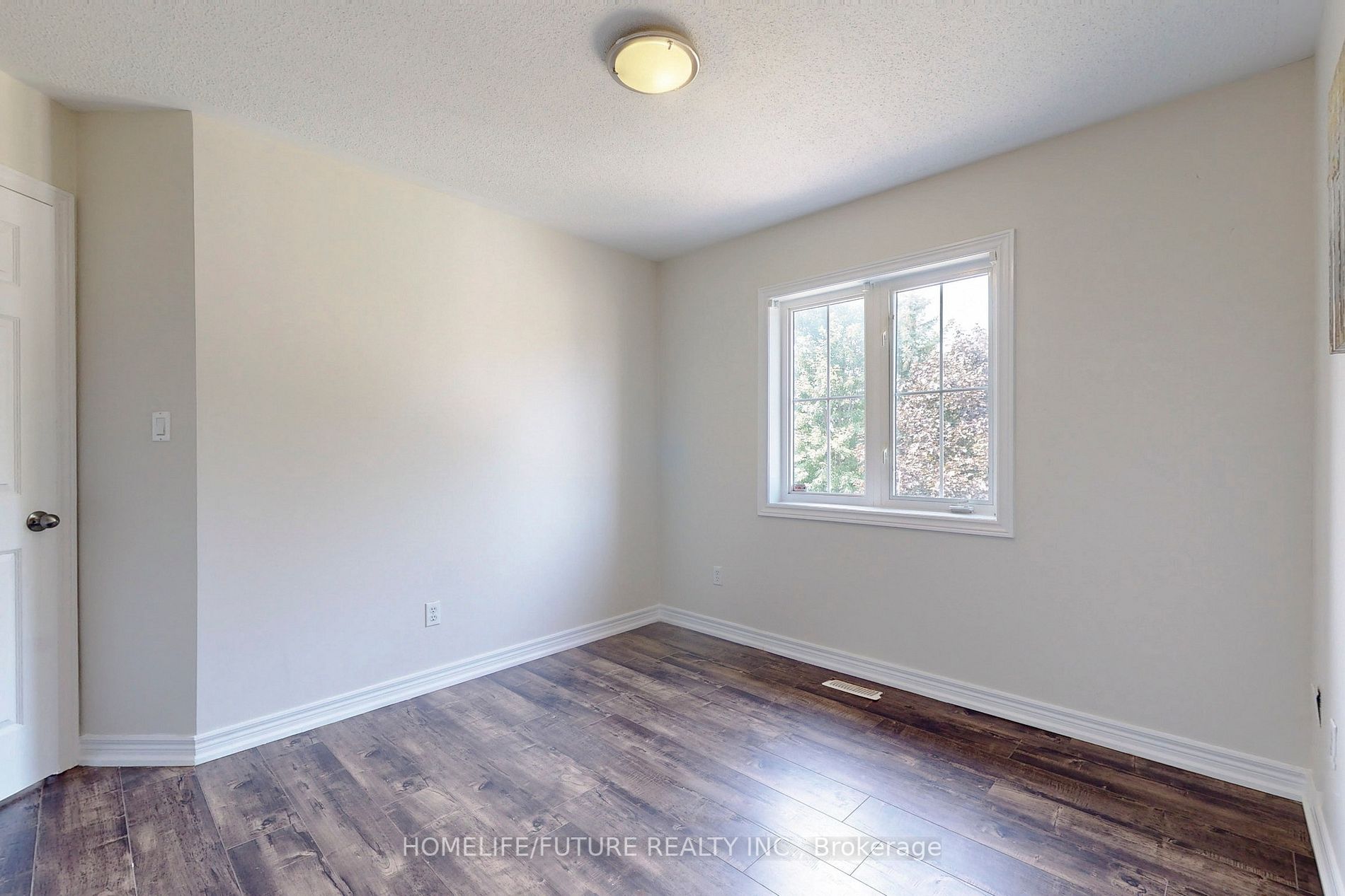 60 Boyd Cres