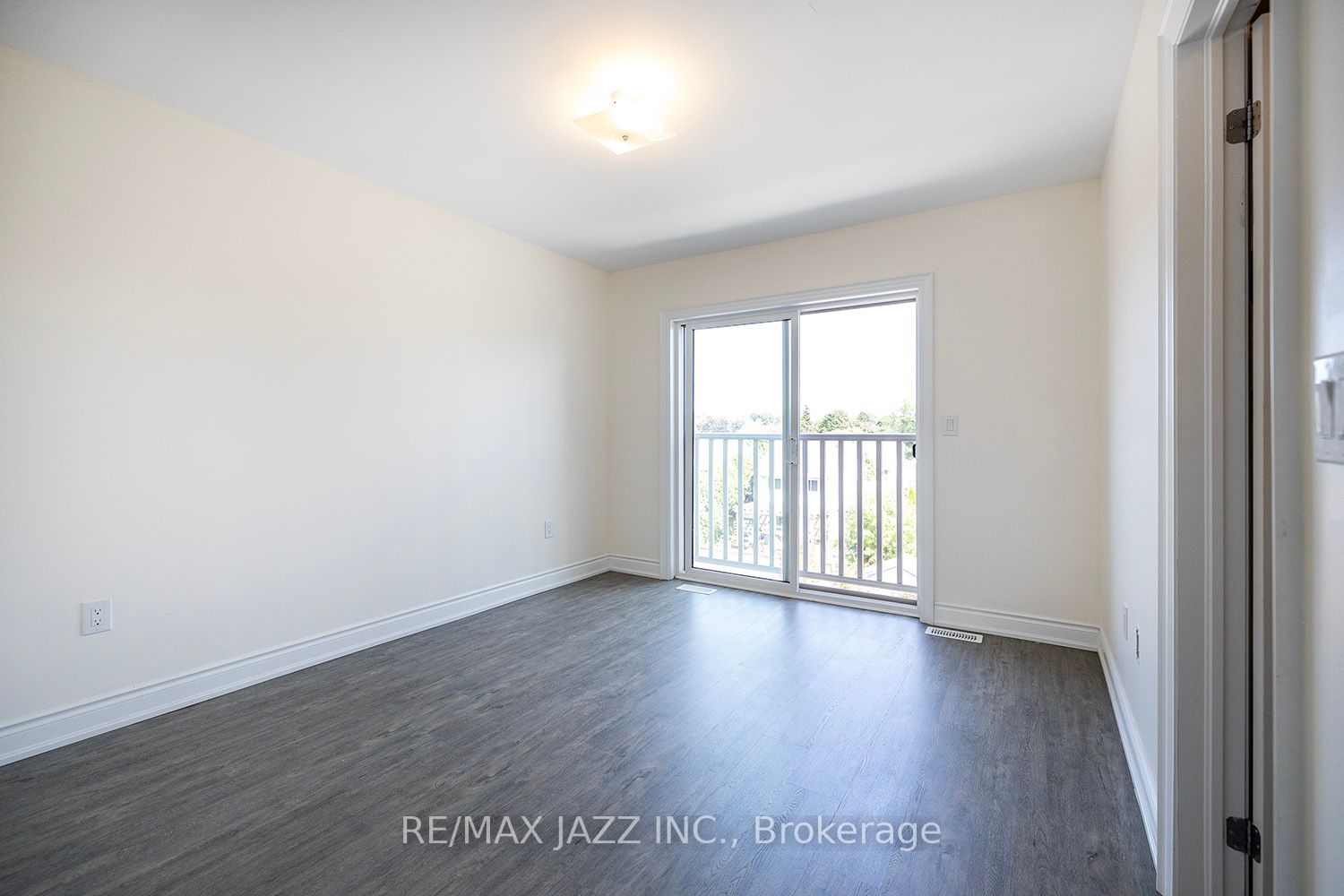 12 Bellerive Lane
