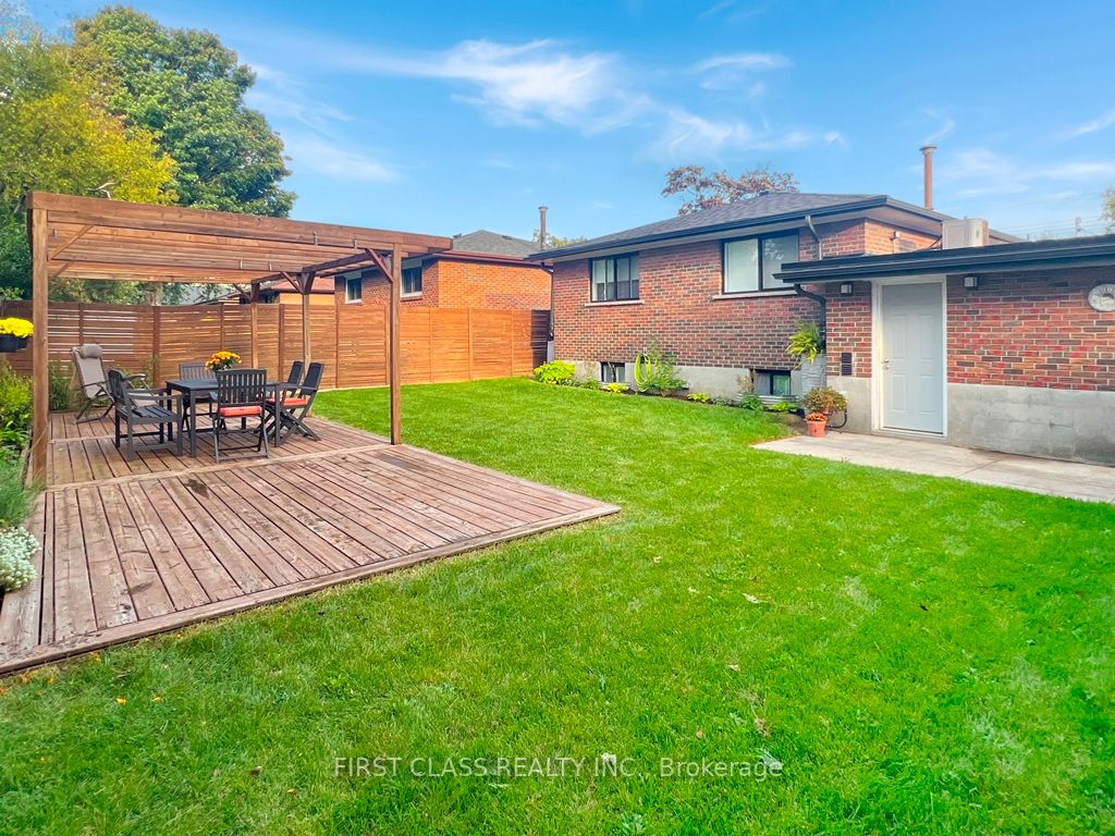 24 Fintona Ave