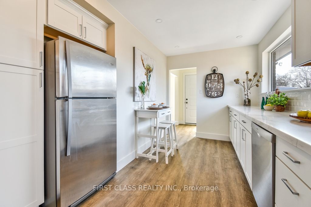 24 Fintona Ave