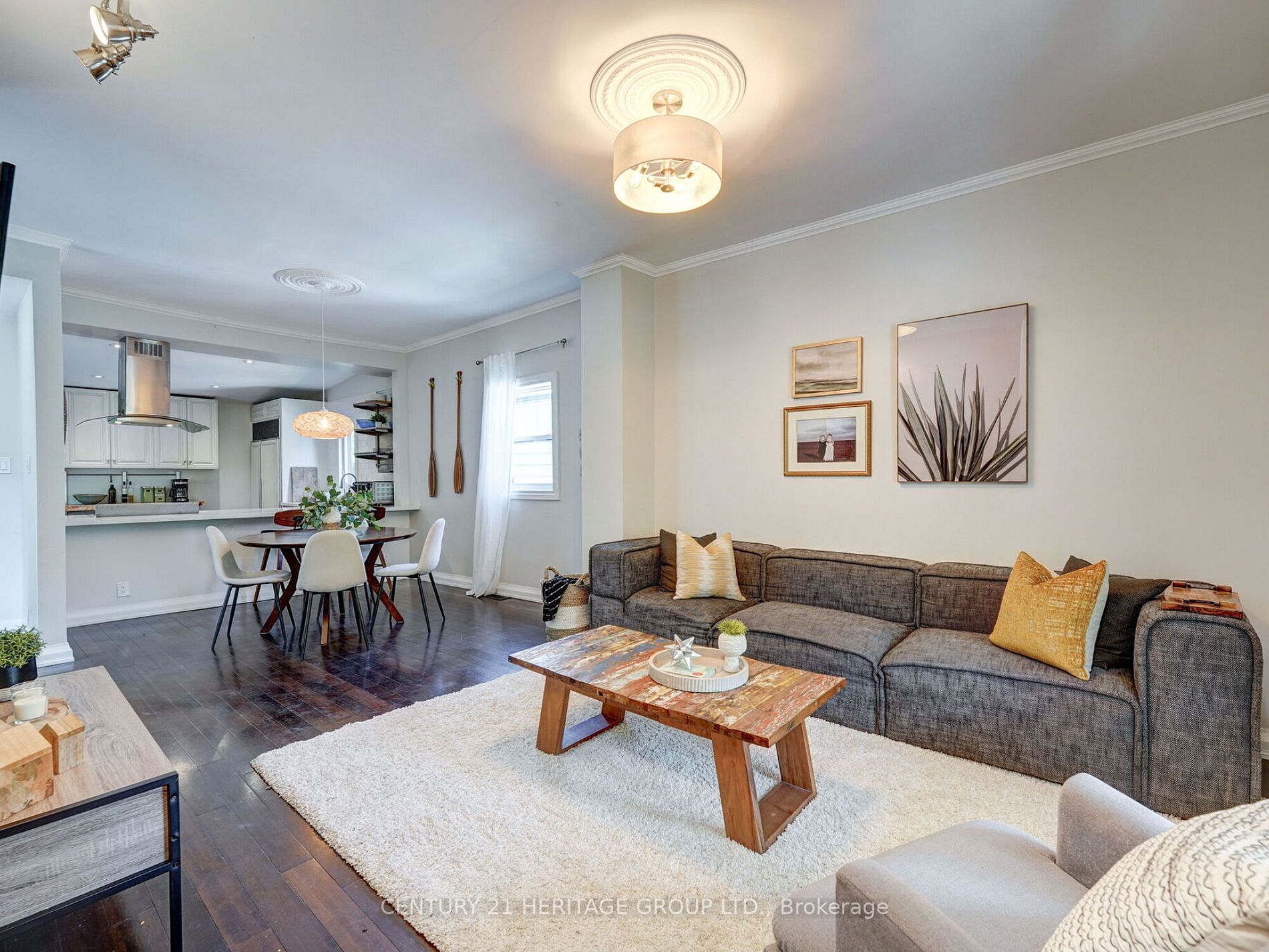 378 Lumsden Ave
