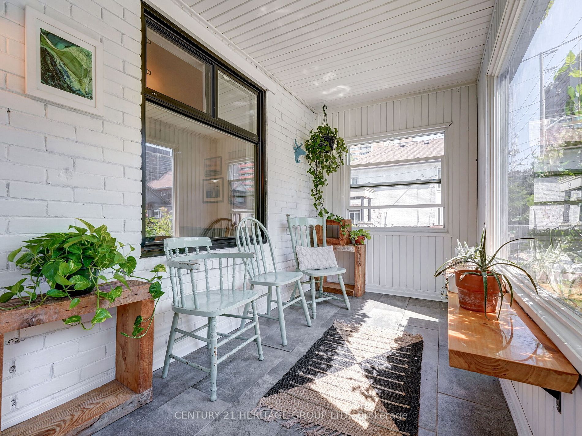 378 Lumsden Ave