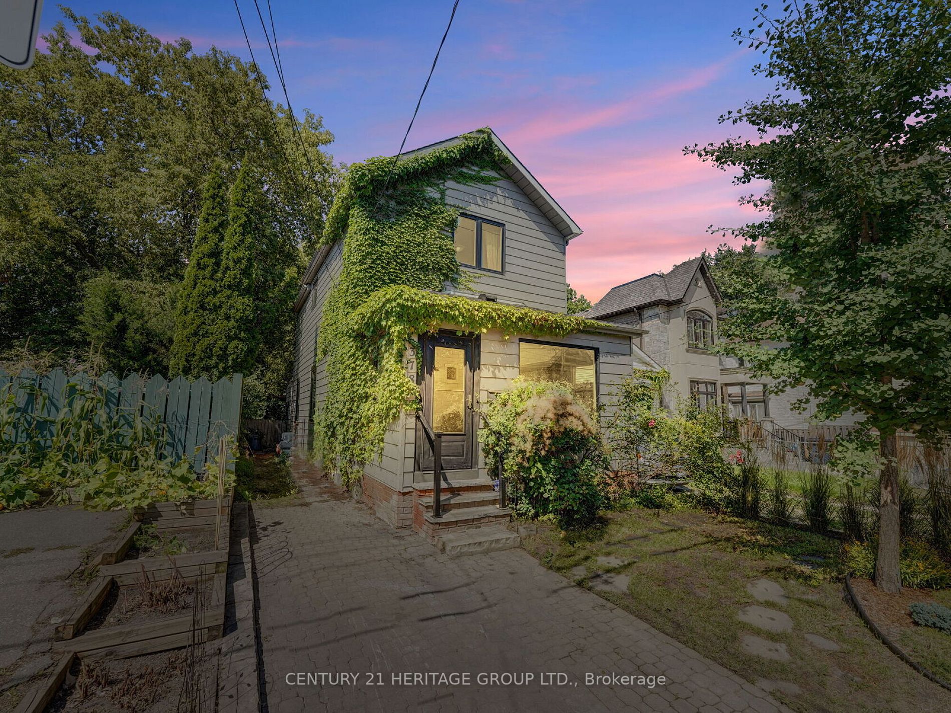 378 Lumsden Ave