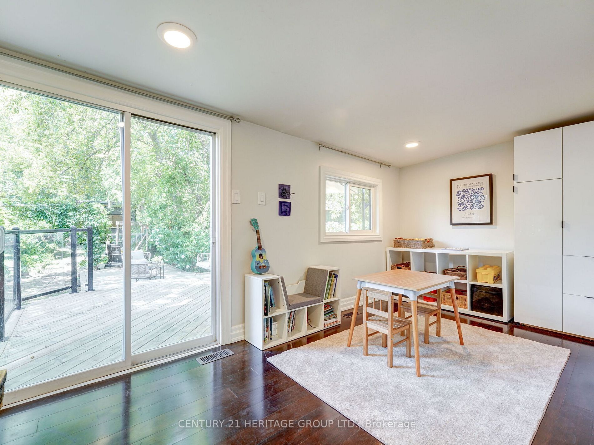 378 Lumsden Ave