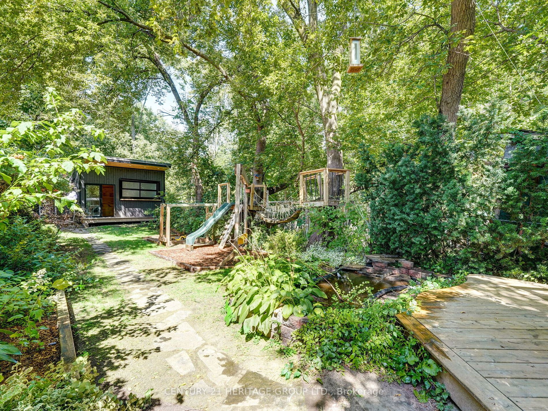 378 Lumsden Ave