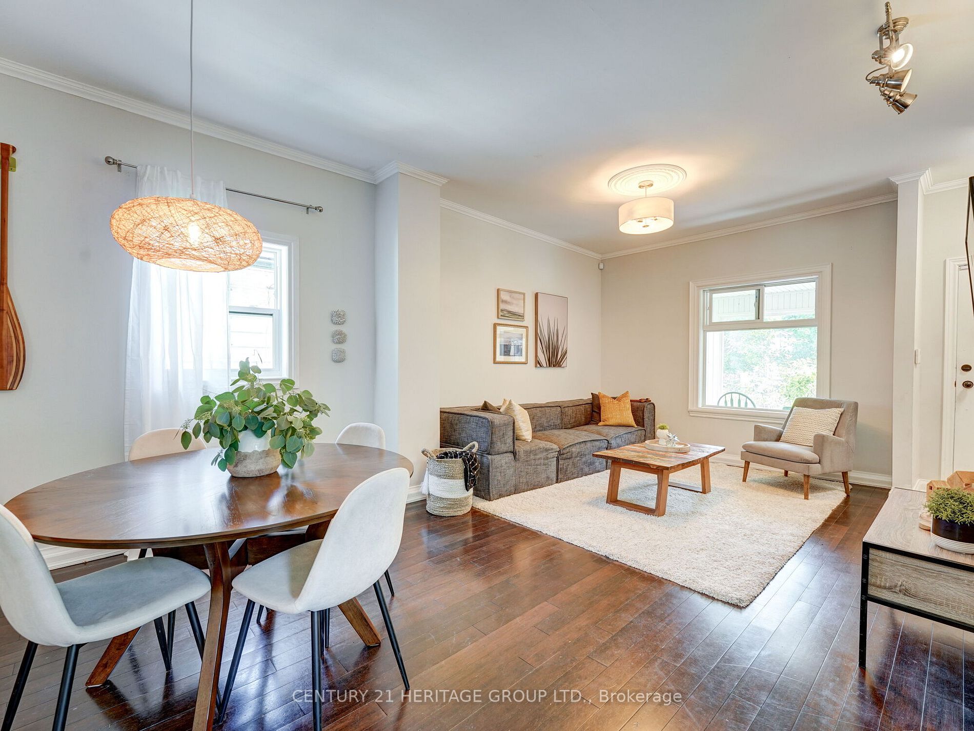 378 Lumsden Ave
