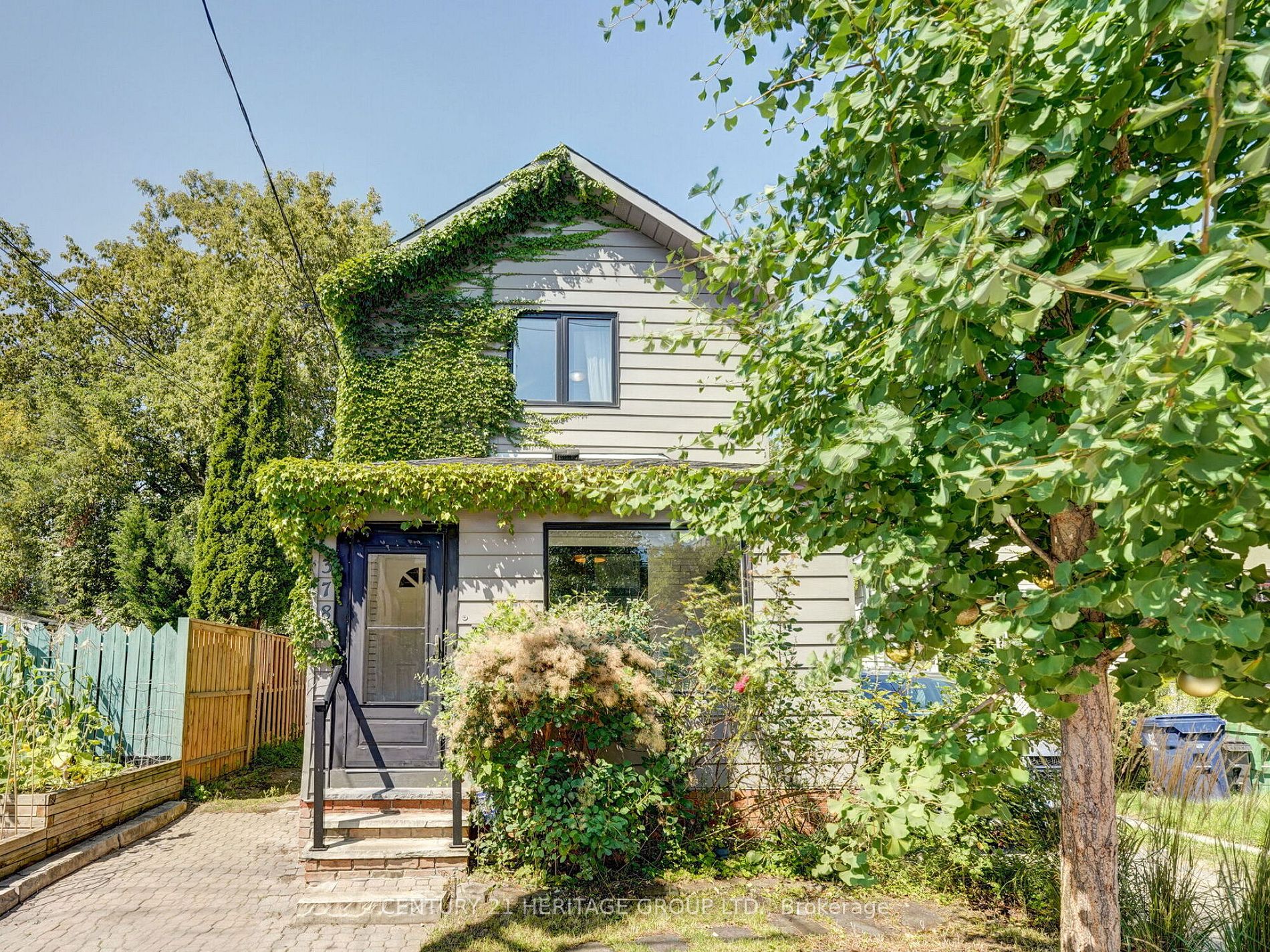 378 Lumsden Ave