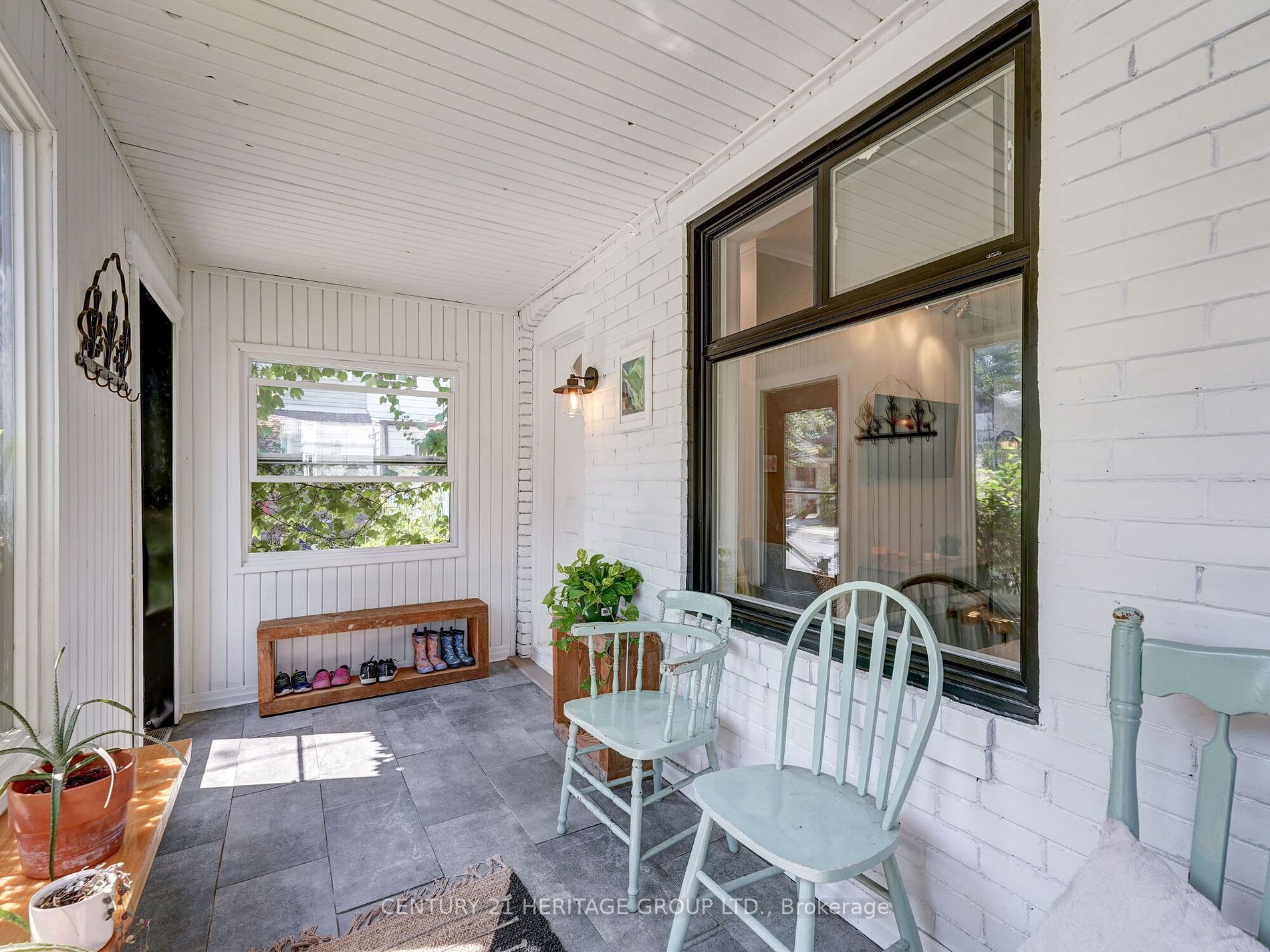 378 Lumsden Ave