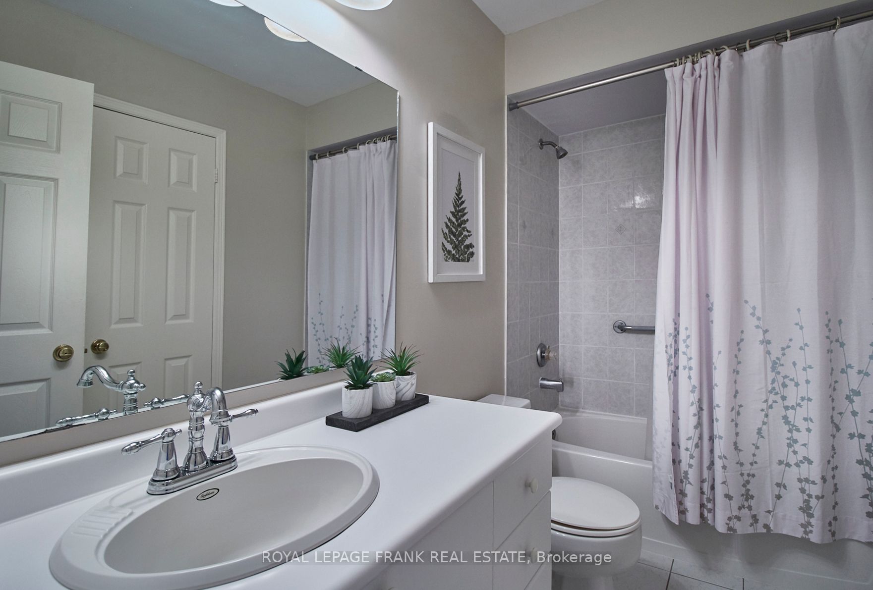 33 Cecil Found Cres
