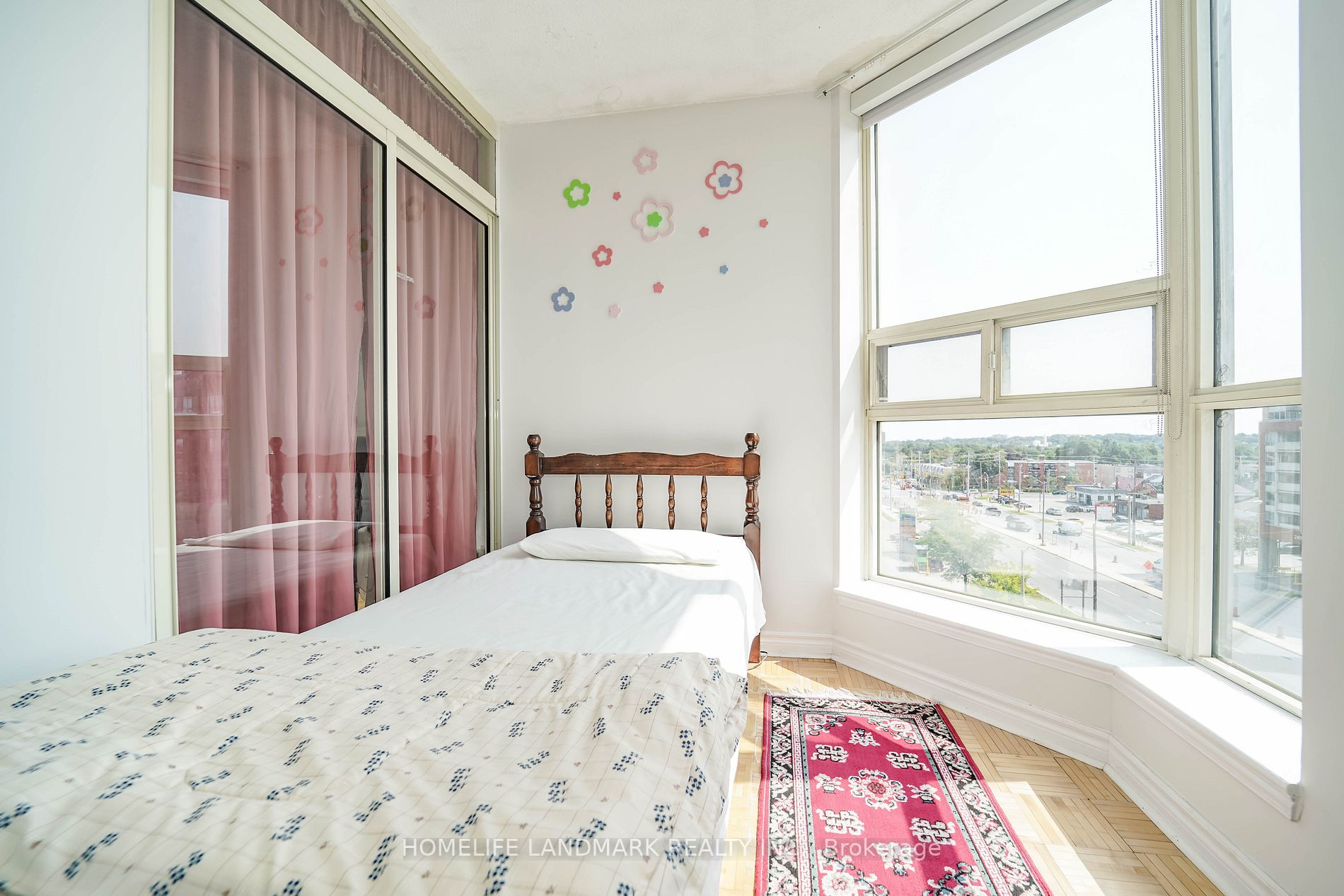 2466 Eglinton Avenue E, #718