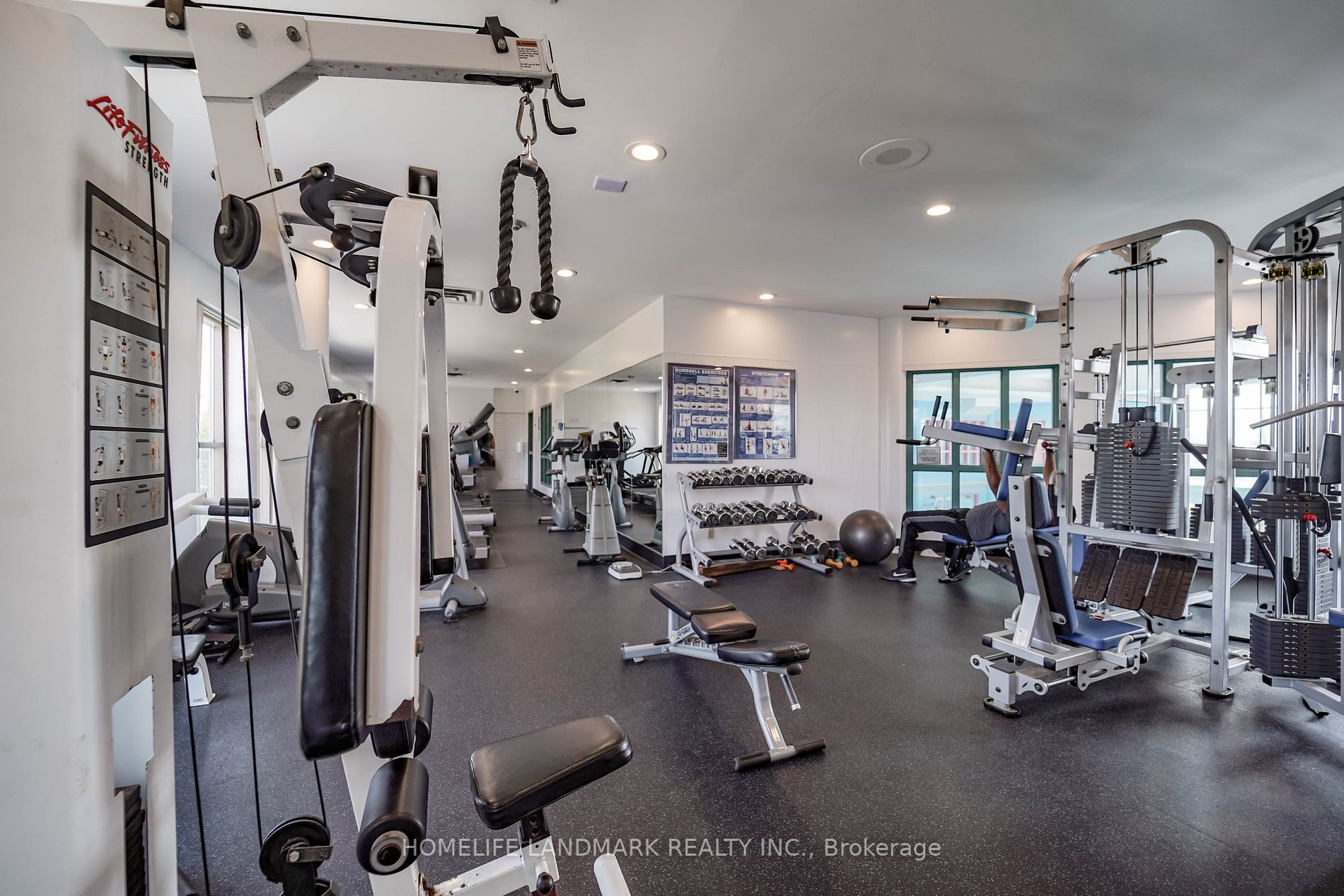 2466 Eglinton Avenue E, #718