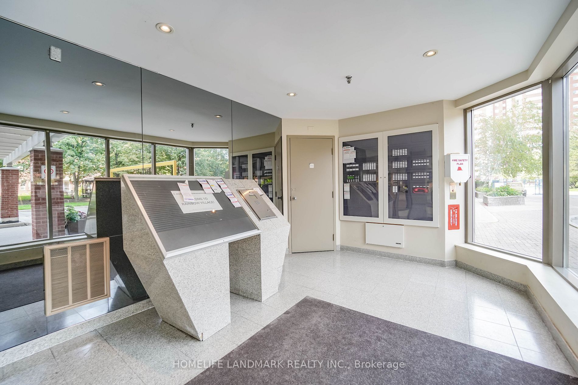 2466 Eglinton Avenue E, #718