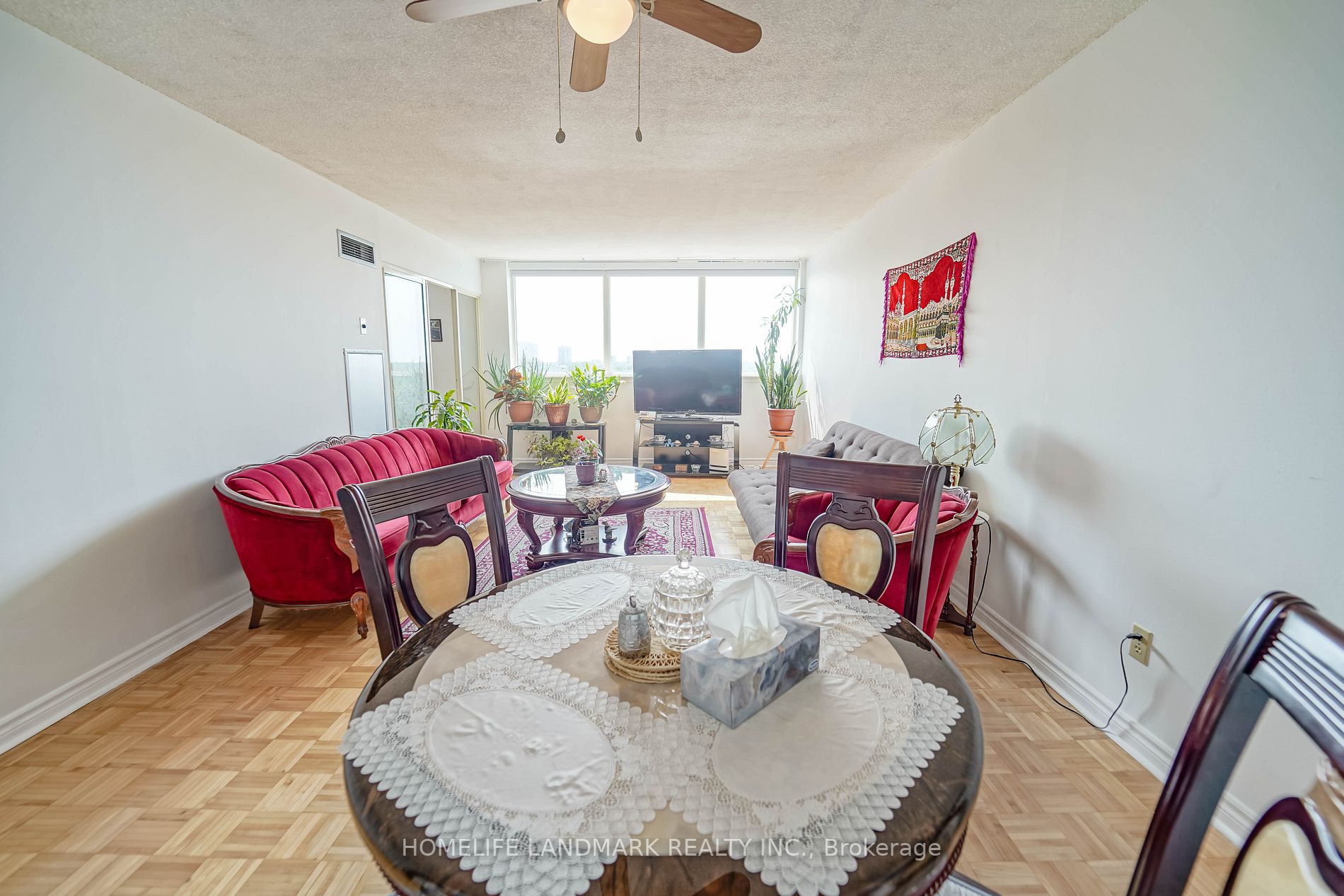 2466 Eglinton Avenue E, #718