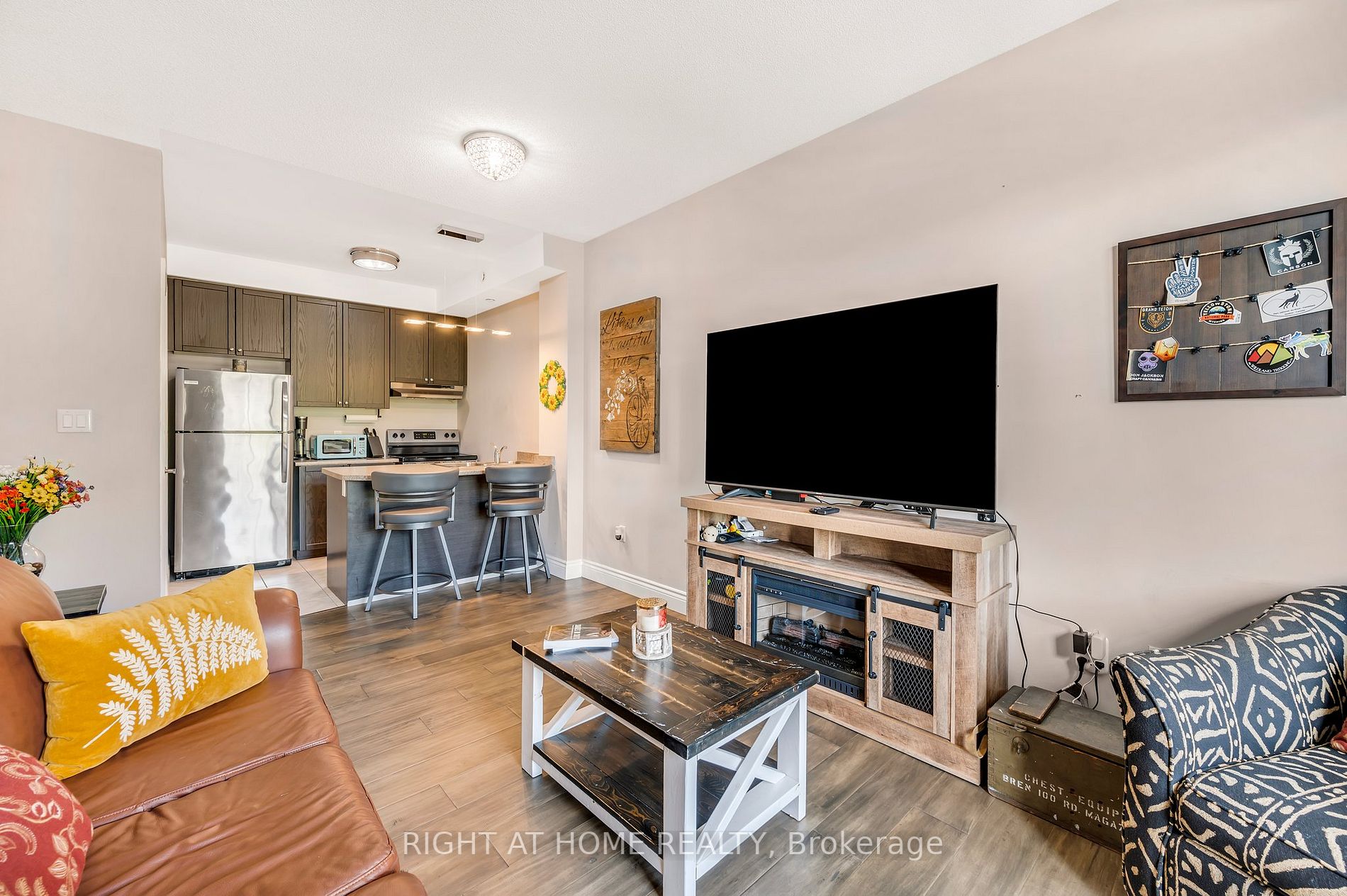 80 Aspen Springs Dr, #216