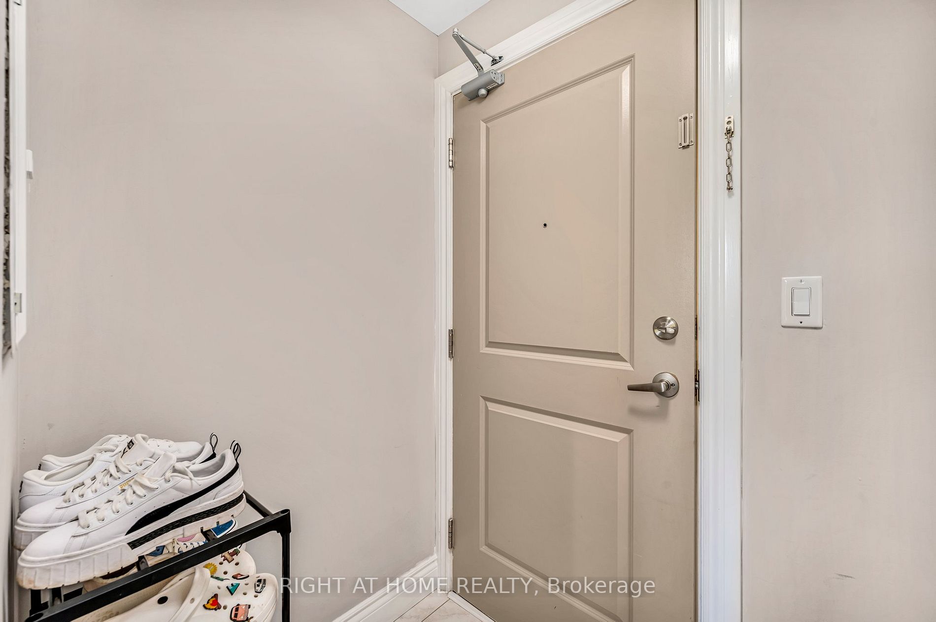 80 Aspen Springs Dr, #216