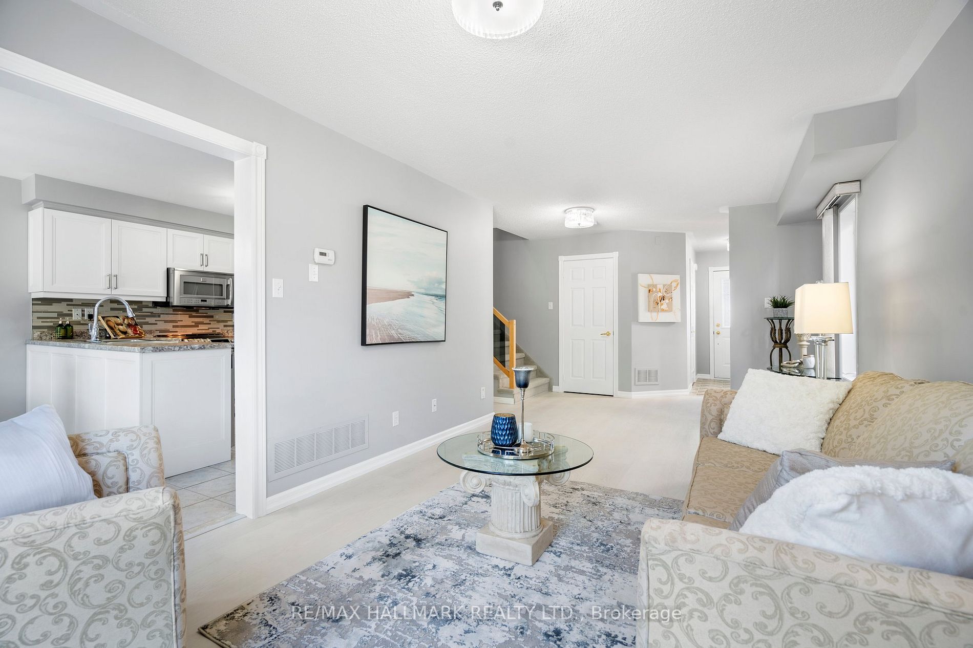 41 Guildwood Dr