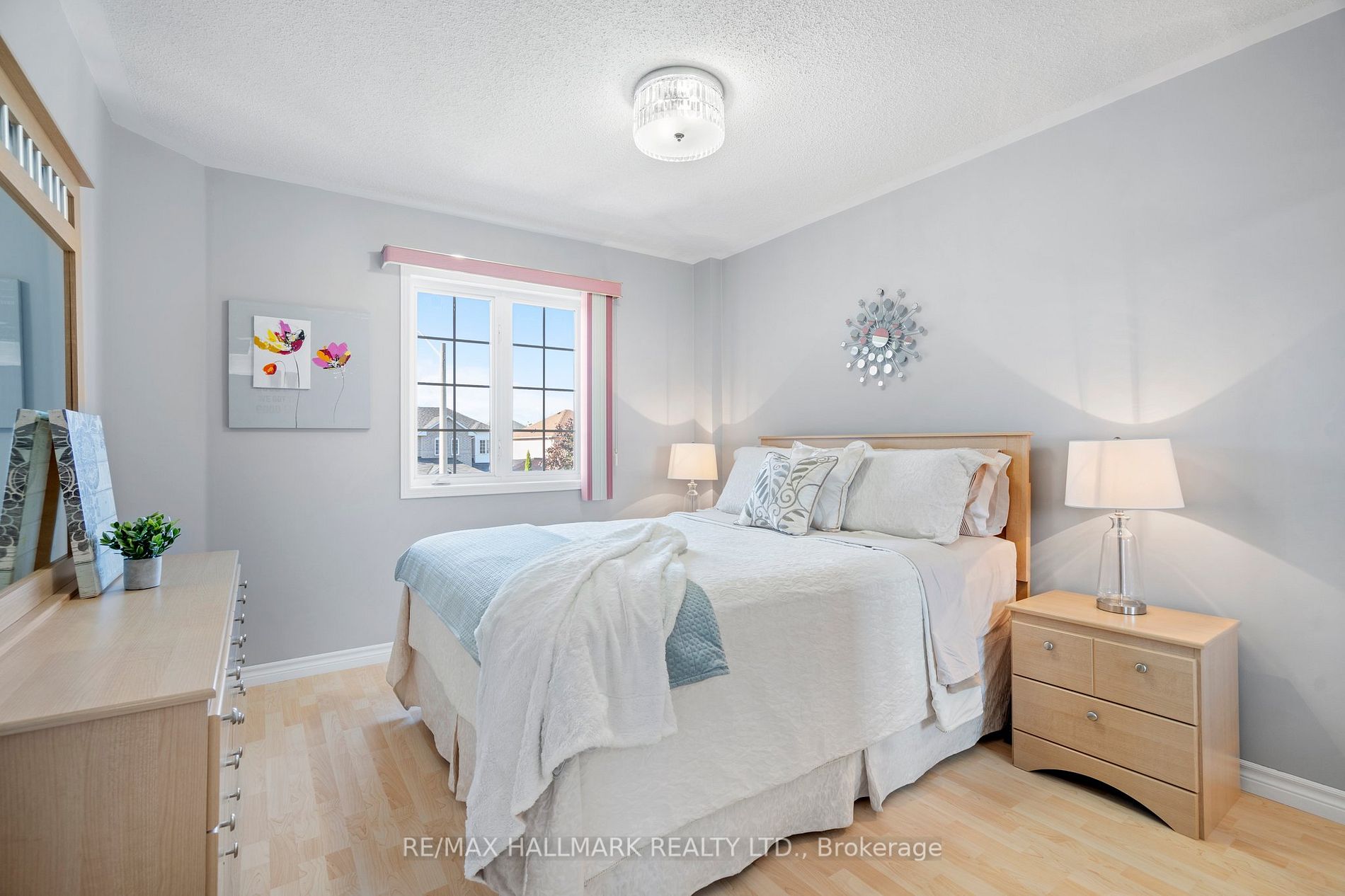 41 Guildwood Dr