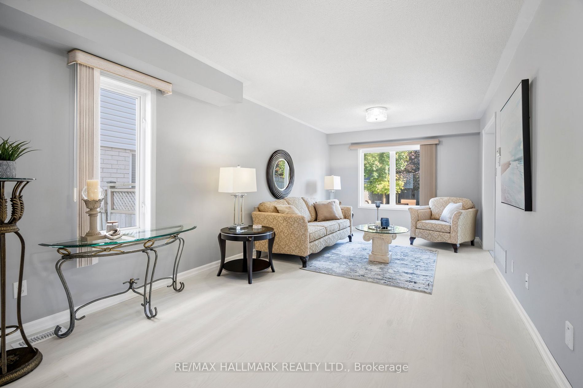 41 Guildwood Dr