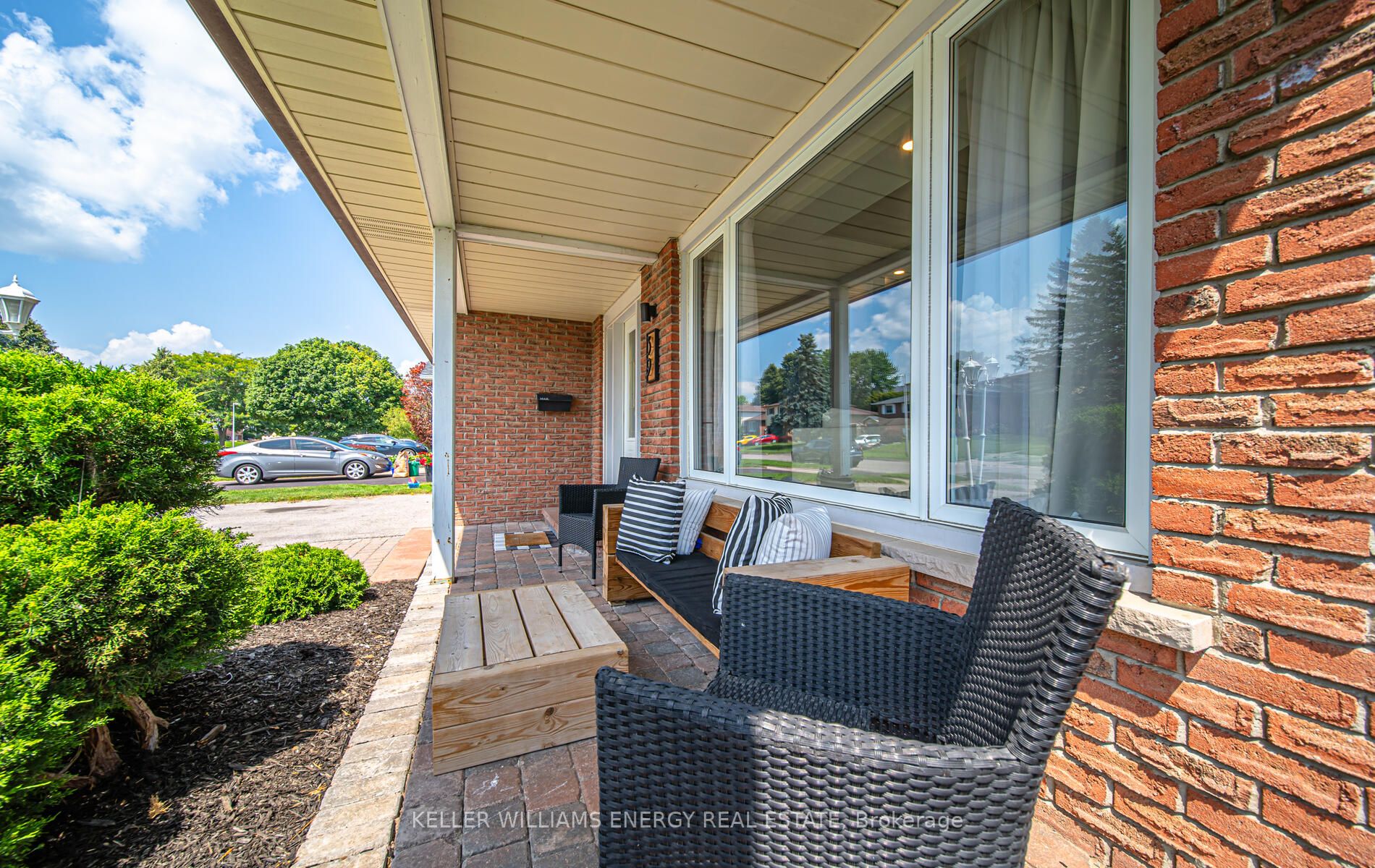 39 Rhonda Boulevard