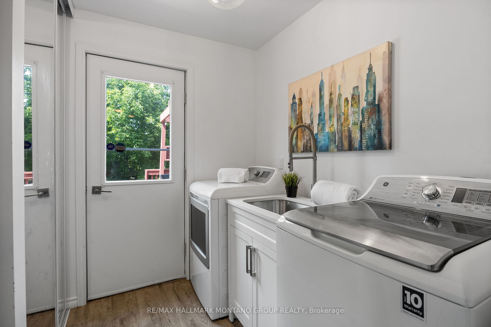 Listing E6788018 - Large Photo # 19