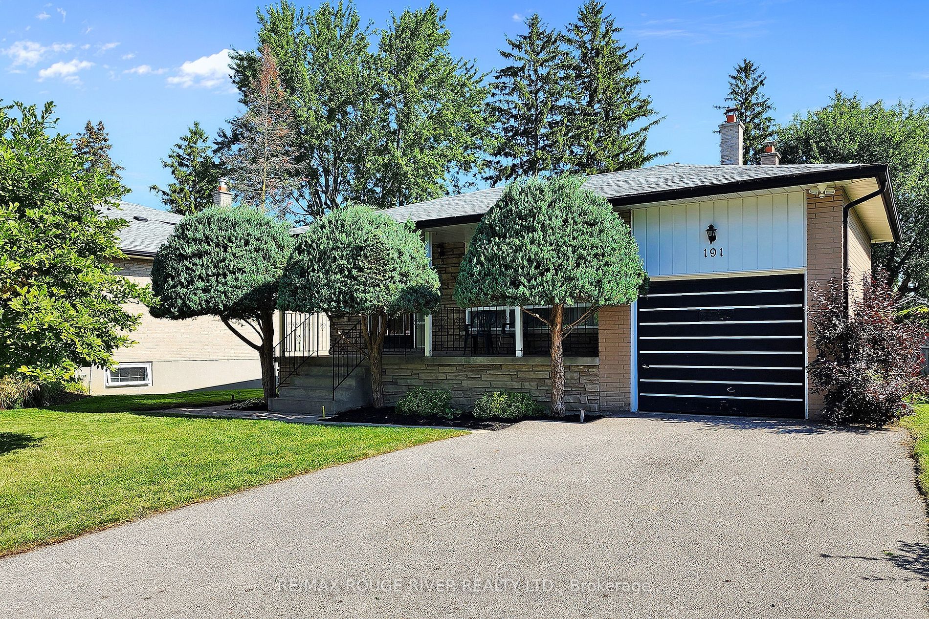 191 Darlingside Dr