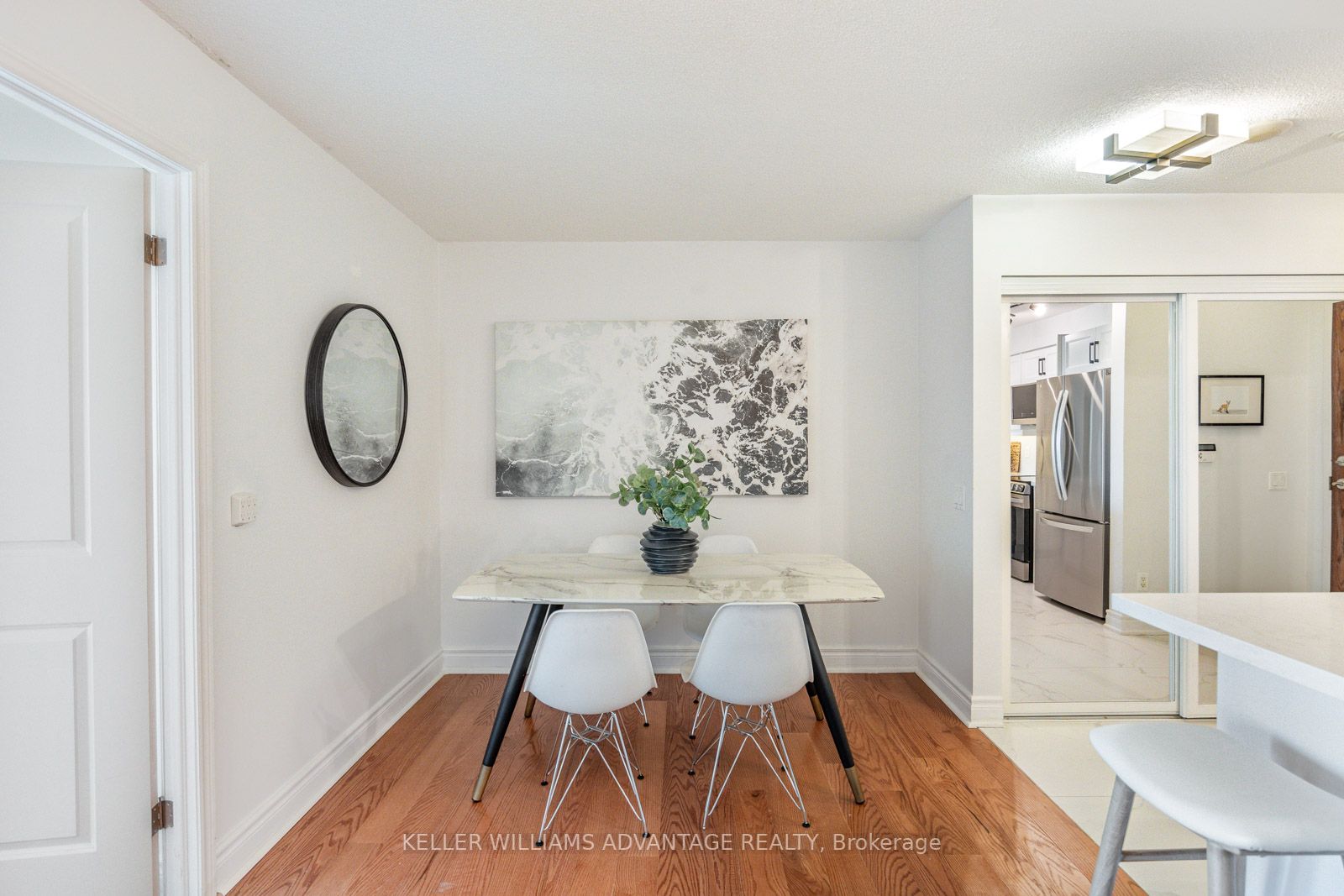 1863 Queen St E, #301