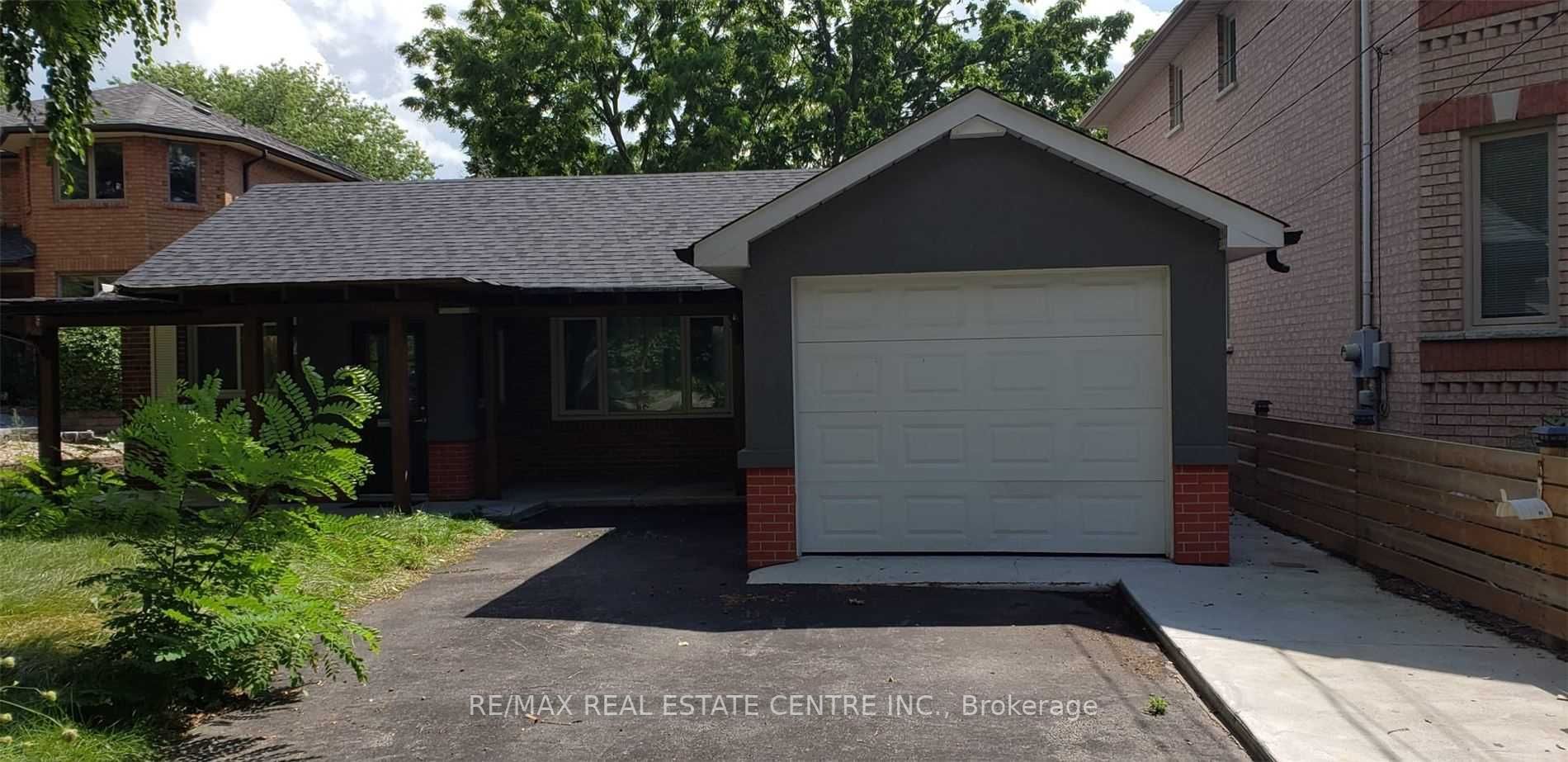 150 Bathgate Dr