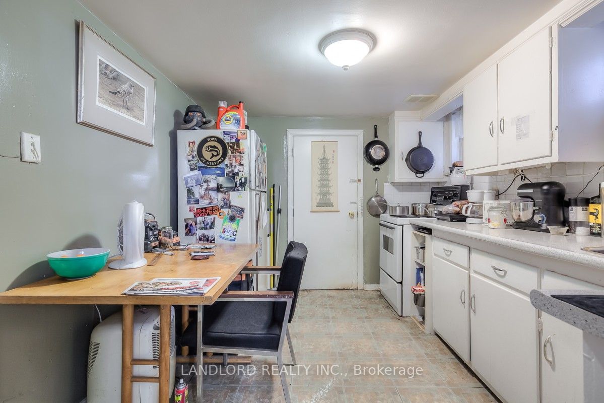 451 Donlands Ave