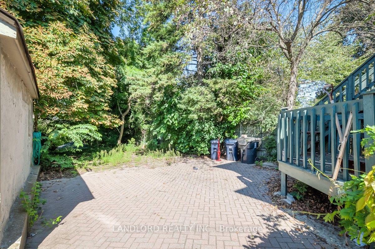451 Donlands Ave