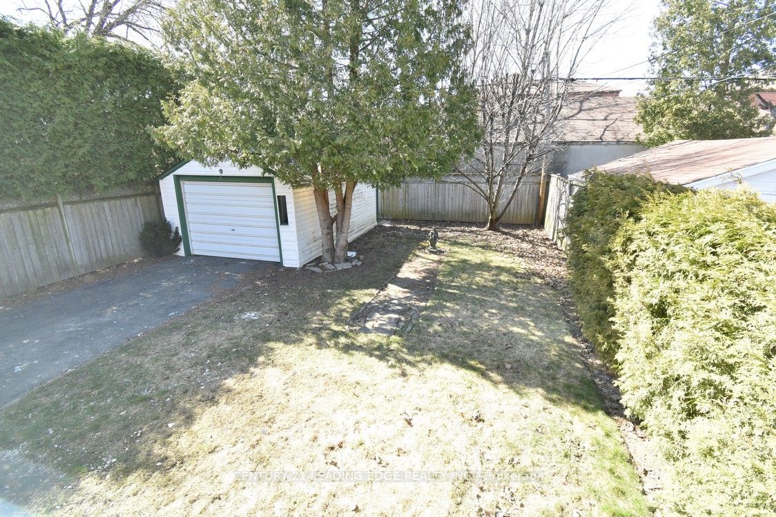 62 Westview Blvd