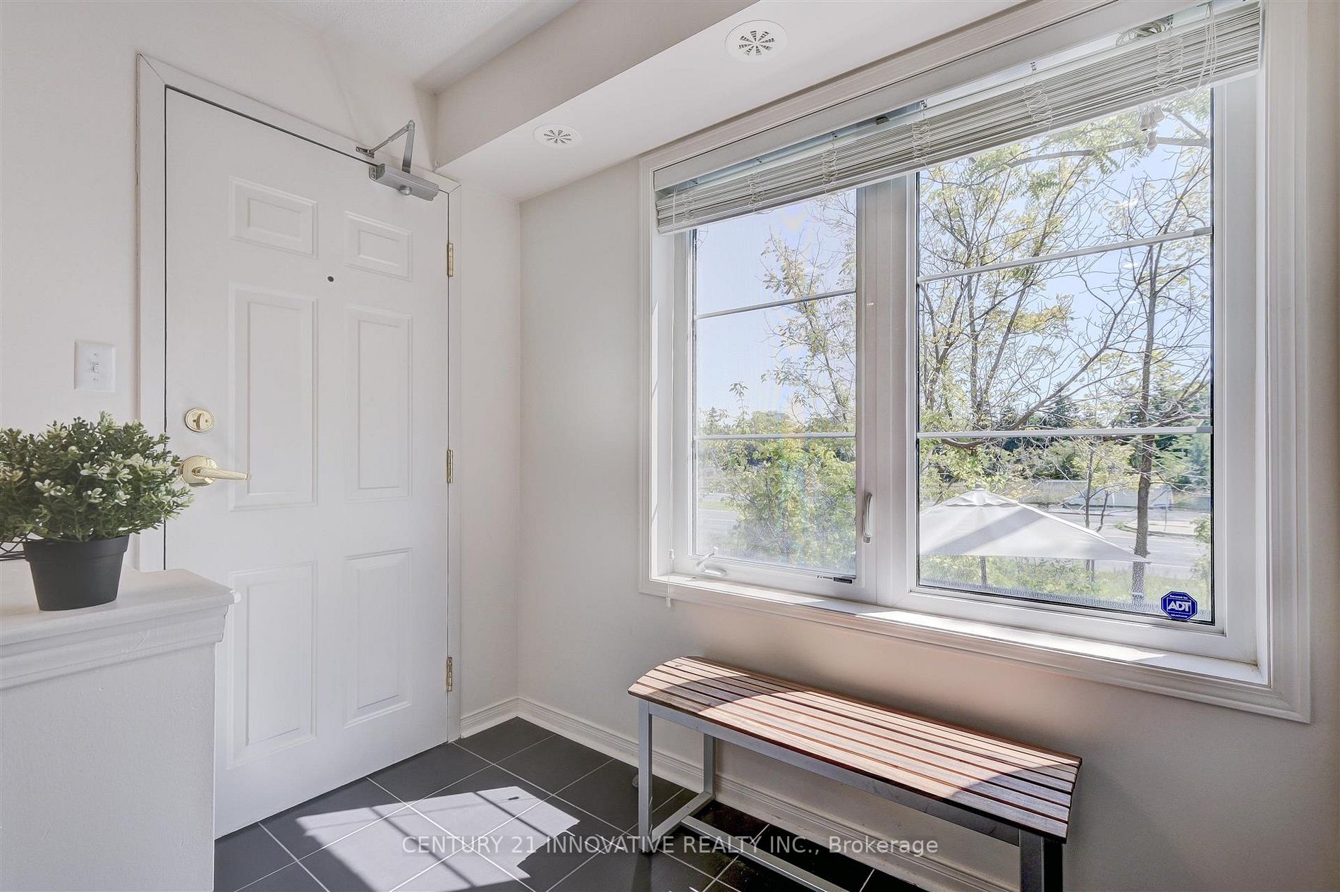 6063 Kingston Rd, #18