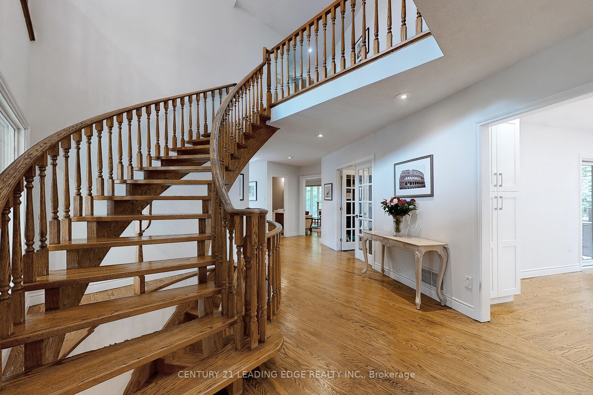 12 Stornoway Crt