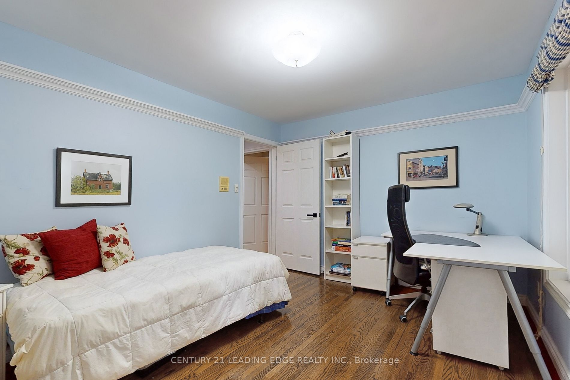 12 Stornoway Crt