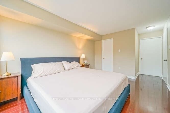3050 Ellesmere Rd, #311