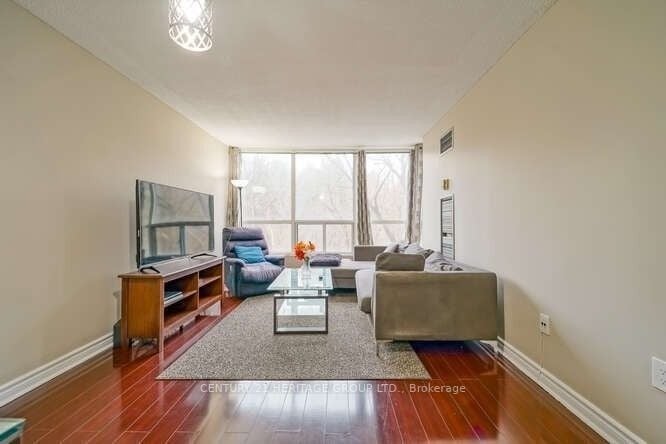 3050 Ellesmere Rd, #311