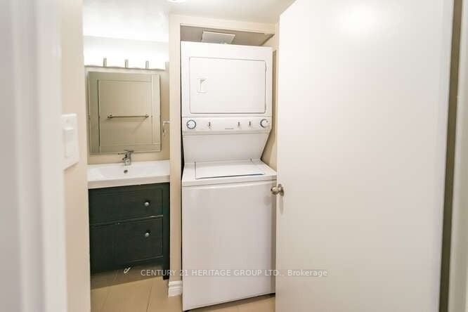 3050 Ellesmere Rd, #311