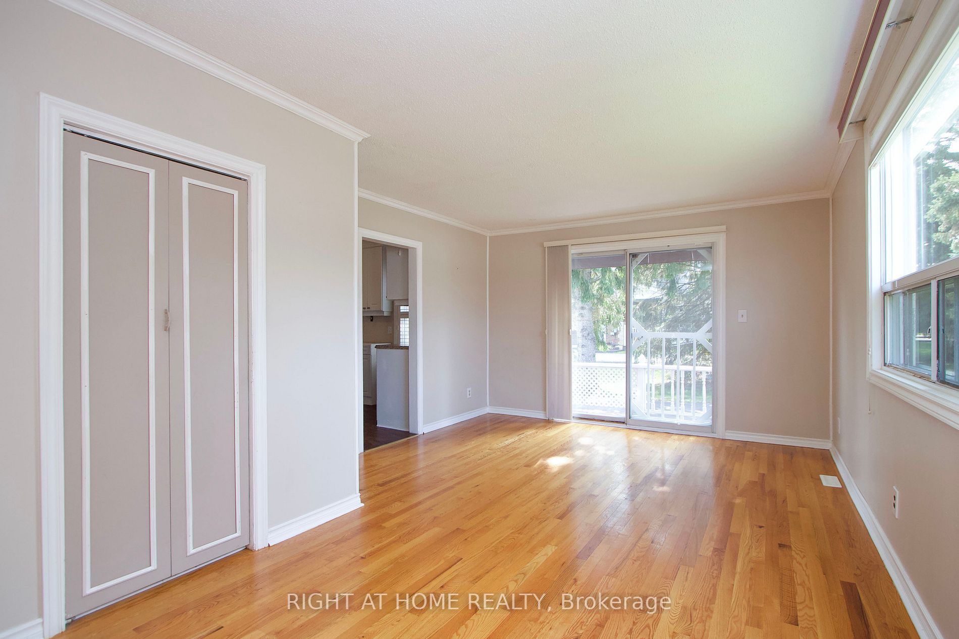 25 Lawson Road