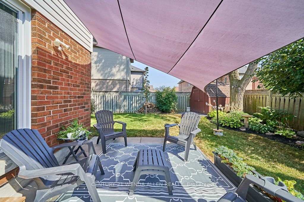 27 Bonathon Cres