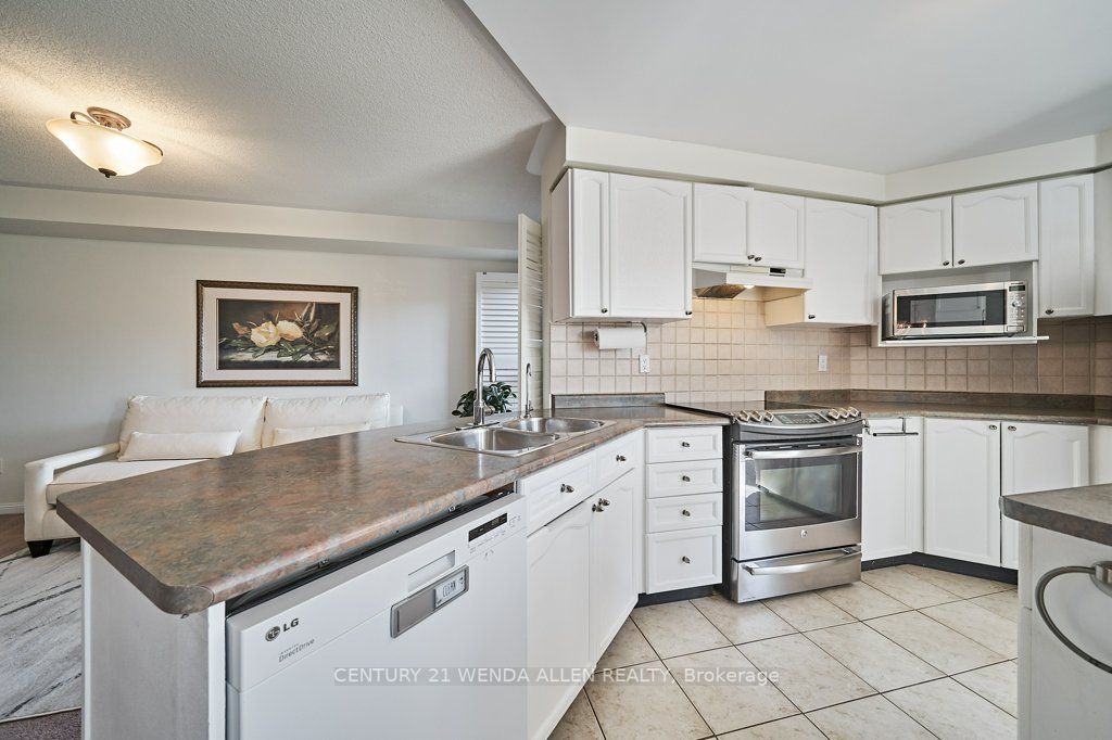27 Bonathon Cres