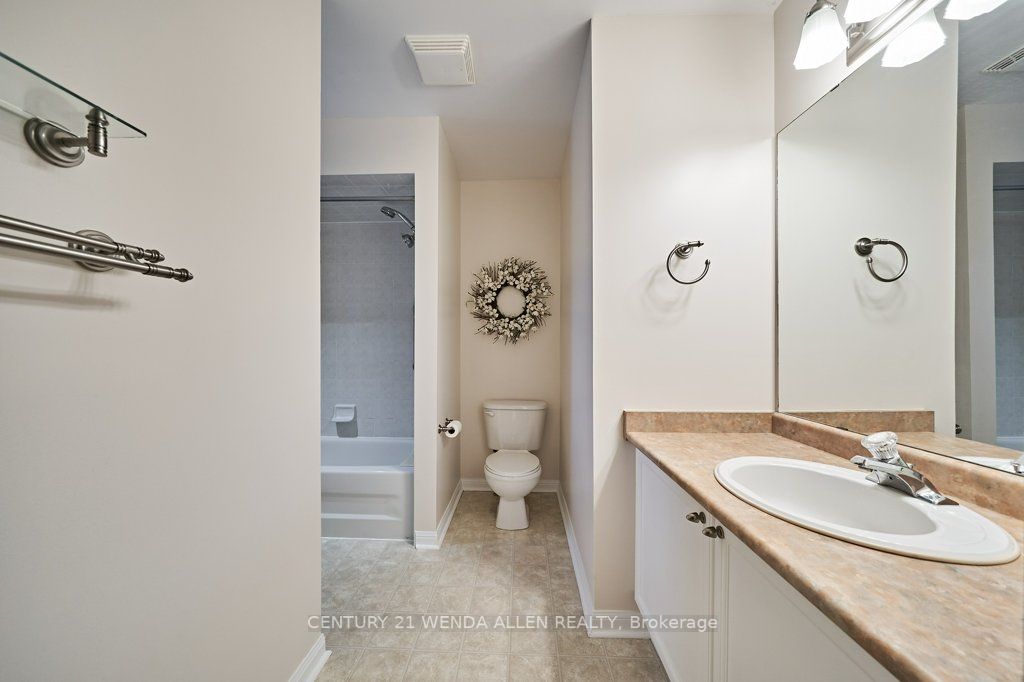 27 Bonathon Cres