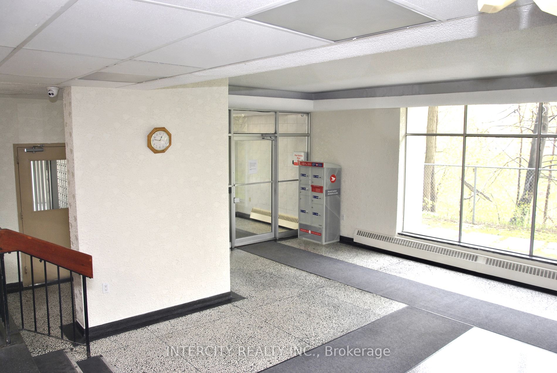 2245 Eglinton Ave E, #505