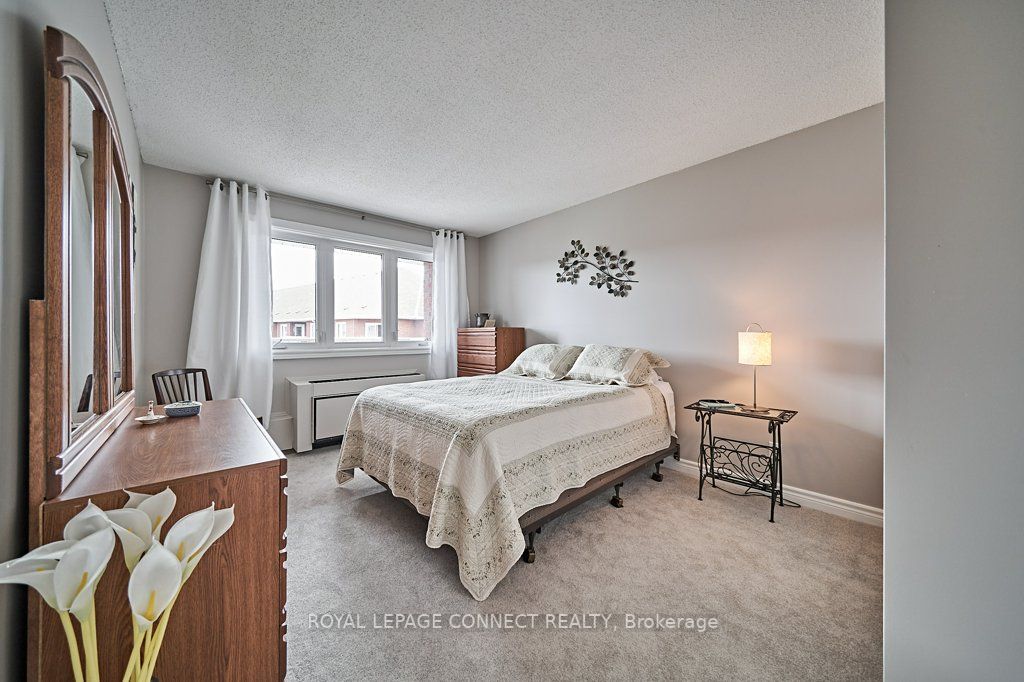 193 Lake Driveway W, #414