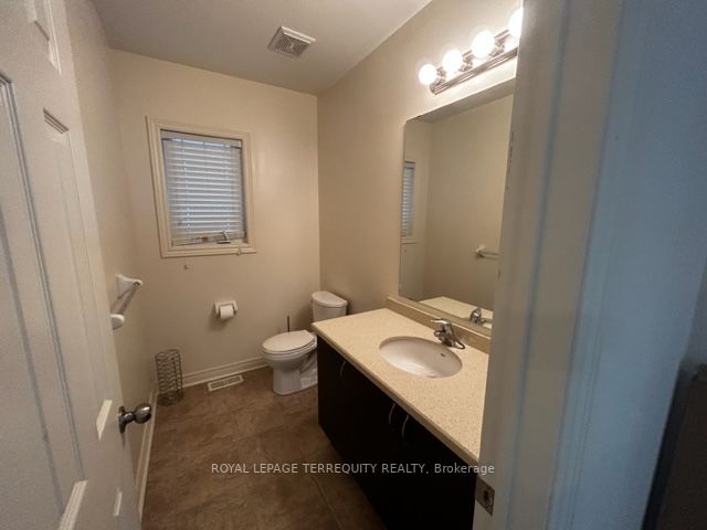36 Crellin Street, #Upper