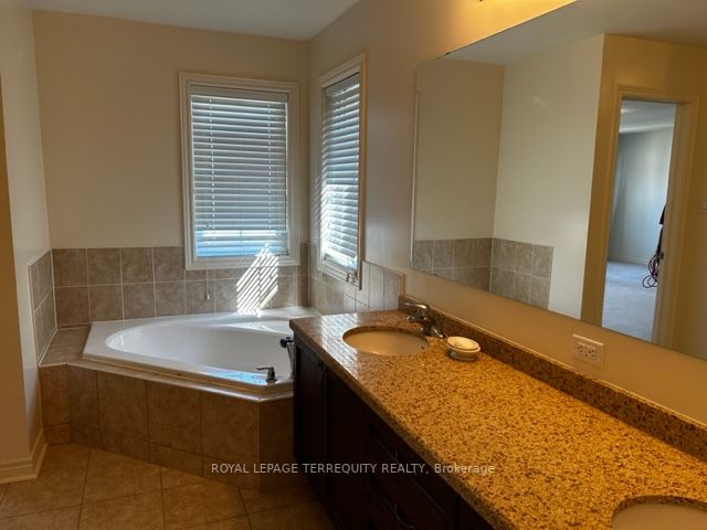 36 Crellin Street, #Upper
