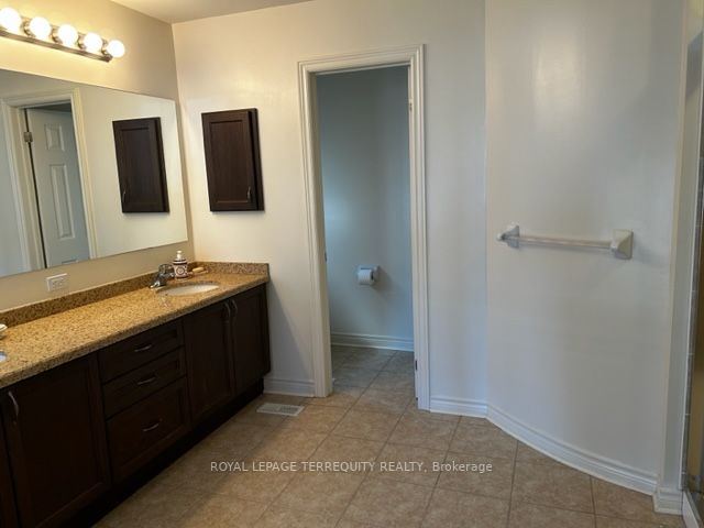 36 Crellin Street, #Upper