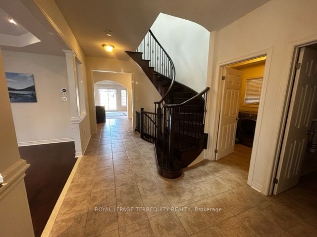 36 Crellin Street, #Upper